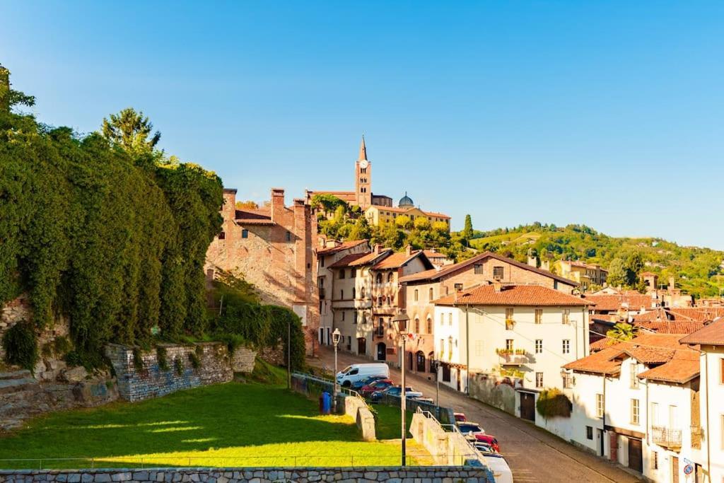 Appartamento I Tetti Rossi - City Center Pinerolo Bagian luar foto