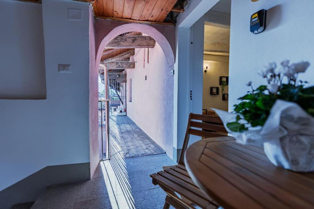 Appartamento I Tetti Rossi - City Center Pinerolo Bagian luar foto